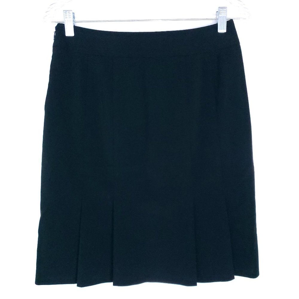 White House Black Market Women Skirt Size Zip Size 2